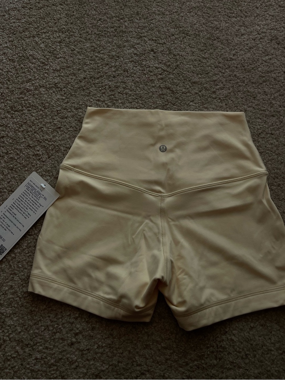 nwt lululemon align no line high rise 4inch butter cream size 6 - Picture 8 of 14